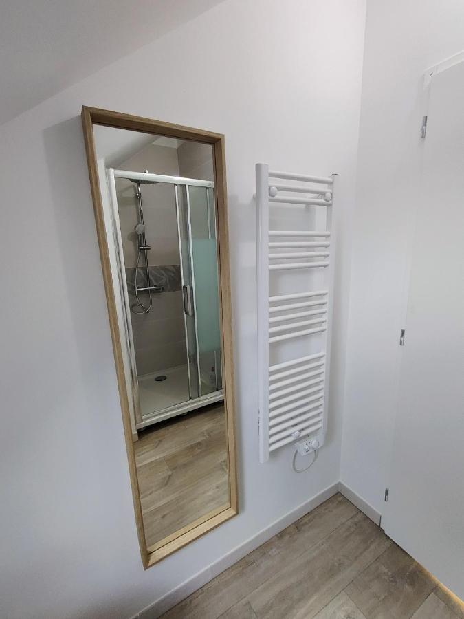 Appartement T3 YUCA Hyper centre d'ERNÉE Exterior foto
